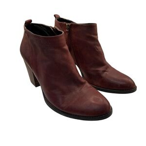 Nine West Burgundy Ankle Booties